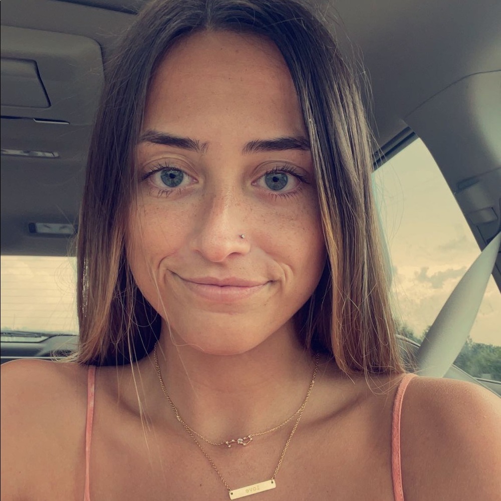 Meet your Posher, Paige